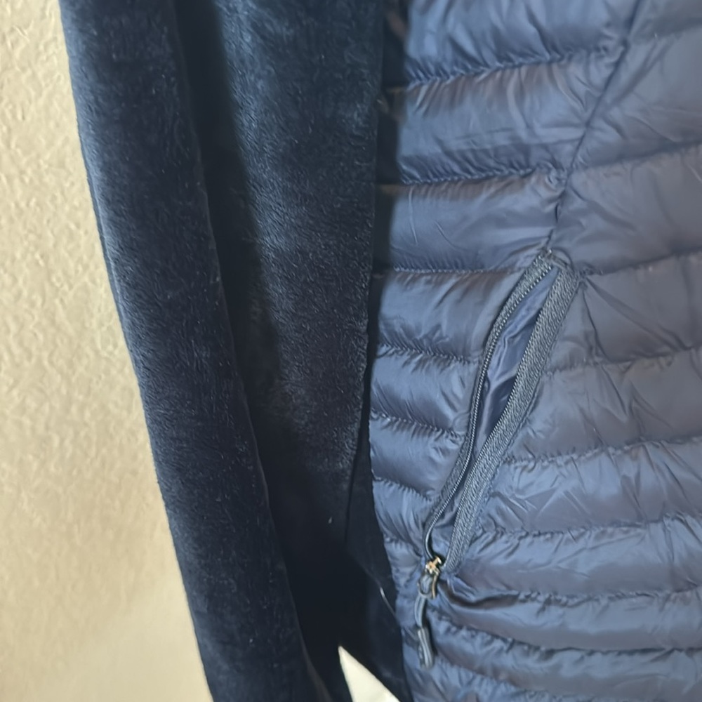 32 Heat full zip size Large - Picture 2 of 5